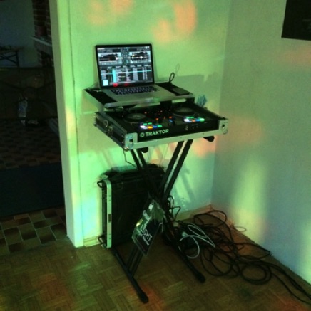 DJ Arbeitsplatz in minimaler Konfiguration